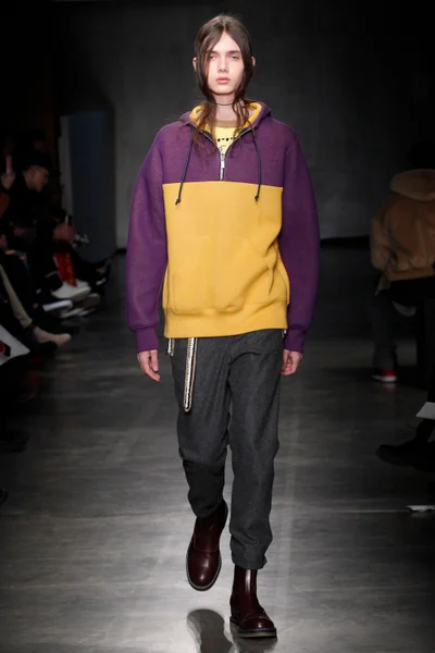 Look 20